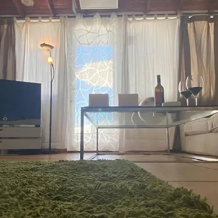 Old King's House Пайара